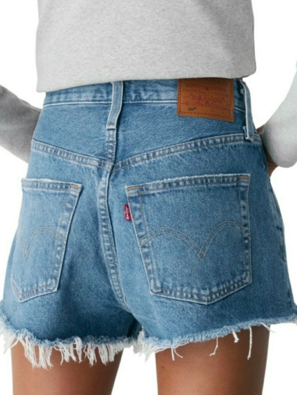 LEVI 505 WOMANS DENIM SHORTS